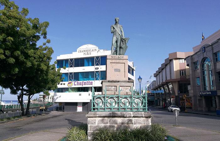 STATUE DU SEIGNEUR NELSON